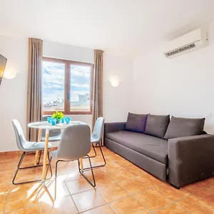 https://apartamento-3-en-la-muralla-romana-junto-a-la-catedral.top-hotels-tarragona.com